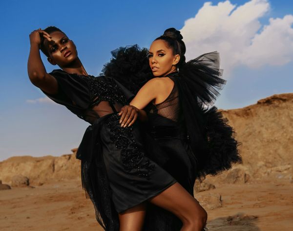 fashion shoot desert black